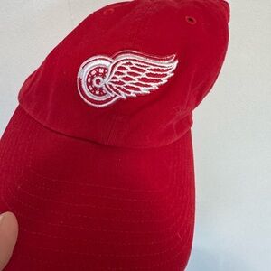 Men’s Red Wing Hat